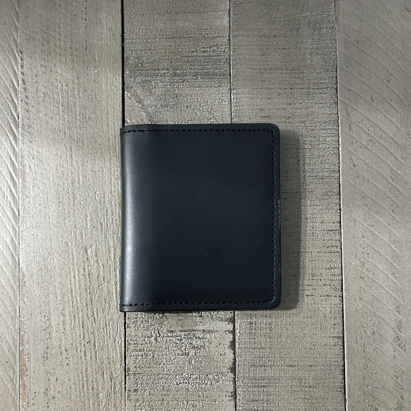 Perfect Fit Sheriff Star Badge/ID Holder - Picture 4 of 4